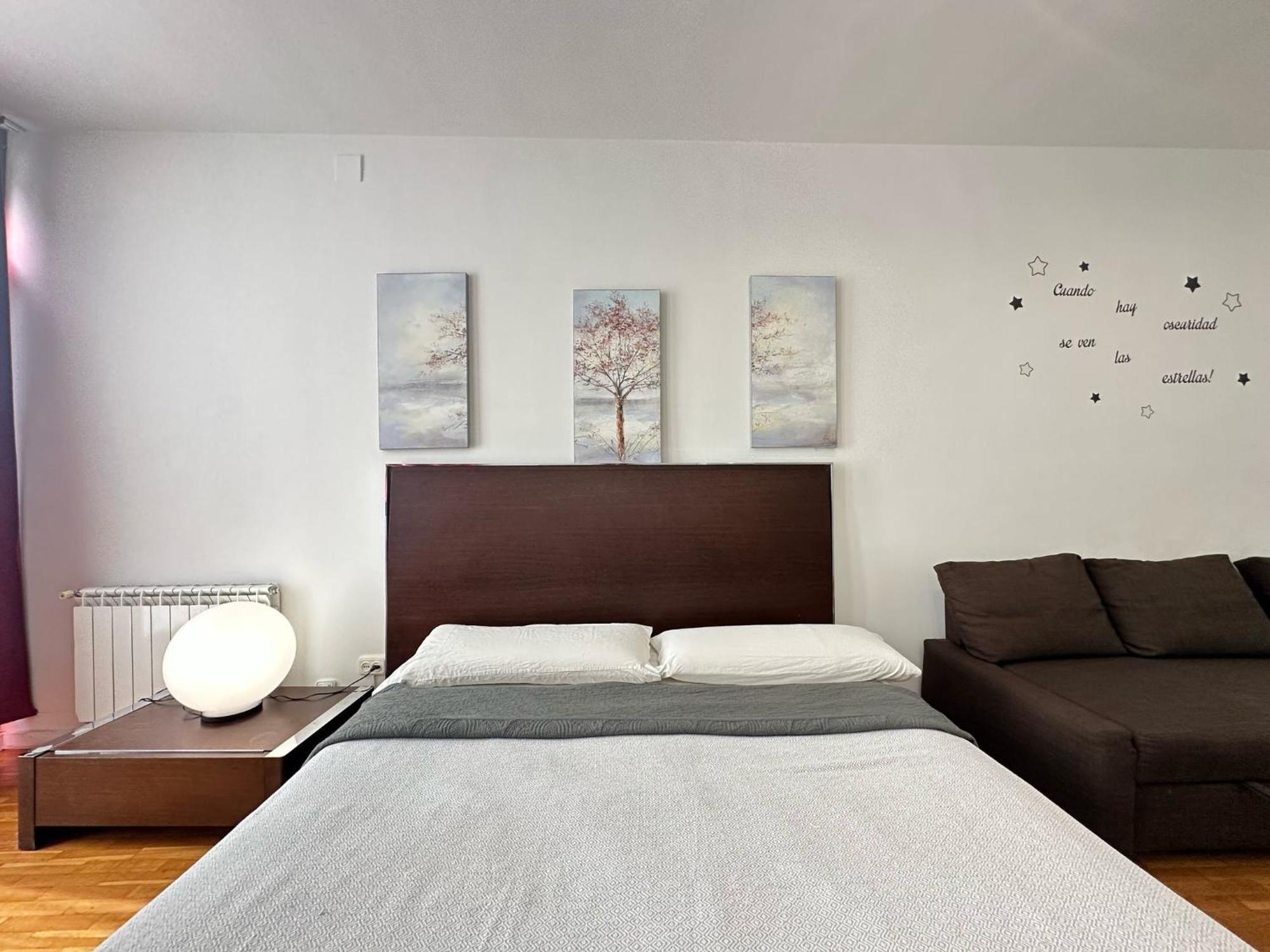 Nuevo Arago Habitaciones - Barcelona — Photos 3